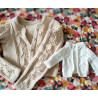 Kit "je tricote le gilet bébé pour aller au bal" Kit "je tricote le gilet bébé pour aller au bal"
