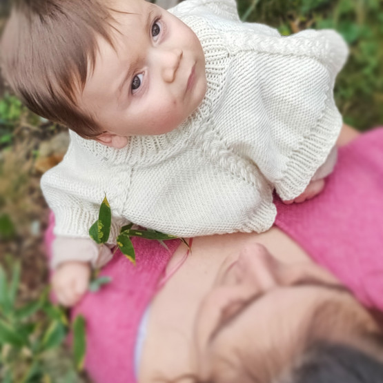 Patron numérique : cape évolutive et béguin pour bébé, 2-18 mois