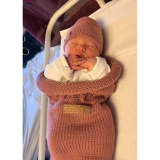 Verstelbare muts 0-6 maanden: perfect voor baby's, zachte merinowol