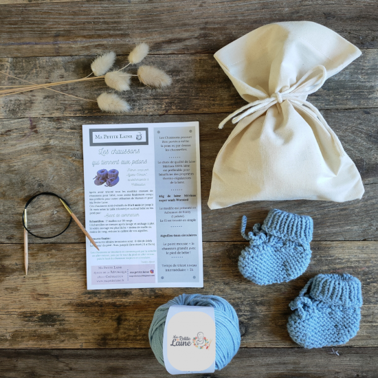 Kit à tricoter : les Chaussons qui tiennent aux petons Kit à tricoter : les Chaussons qui tiennent aux petons