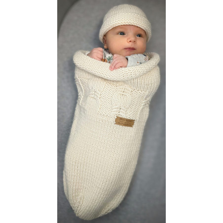 Bonnet évolutif 0-6 mois : parfait pour bébé, laine mérinos douce